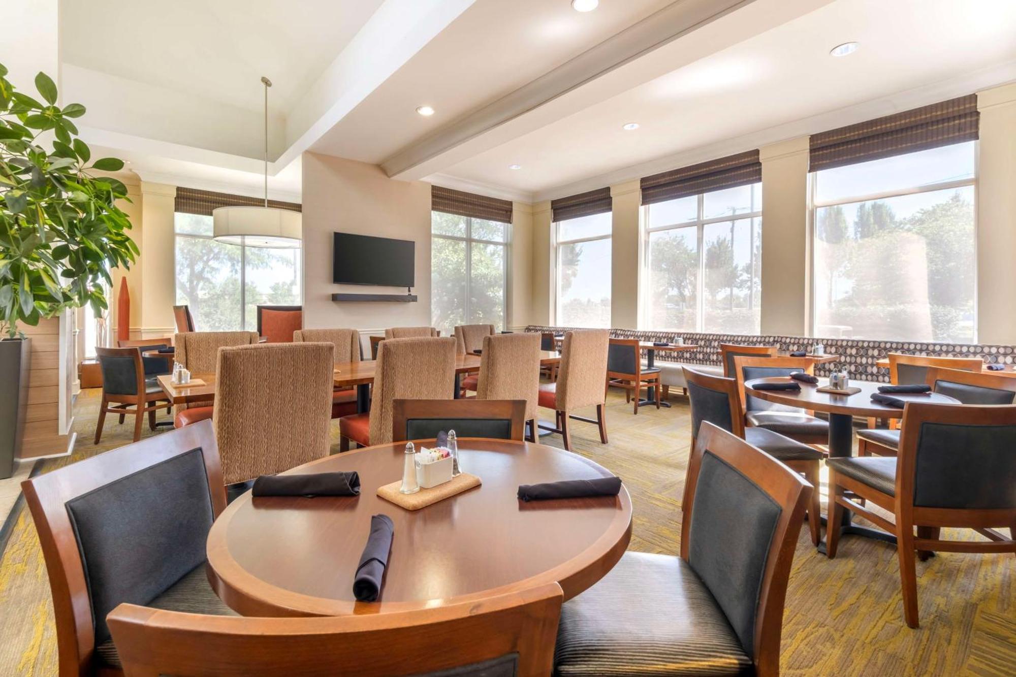 Hilton Garden Inn Lexington Buitenkant foto